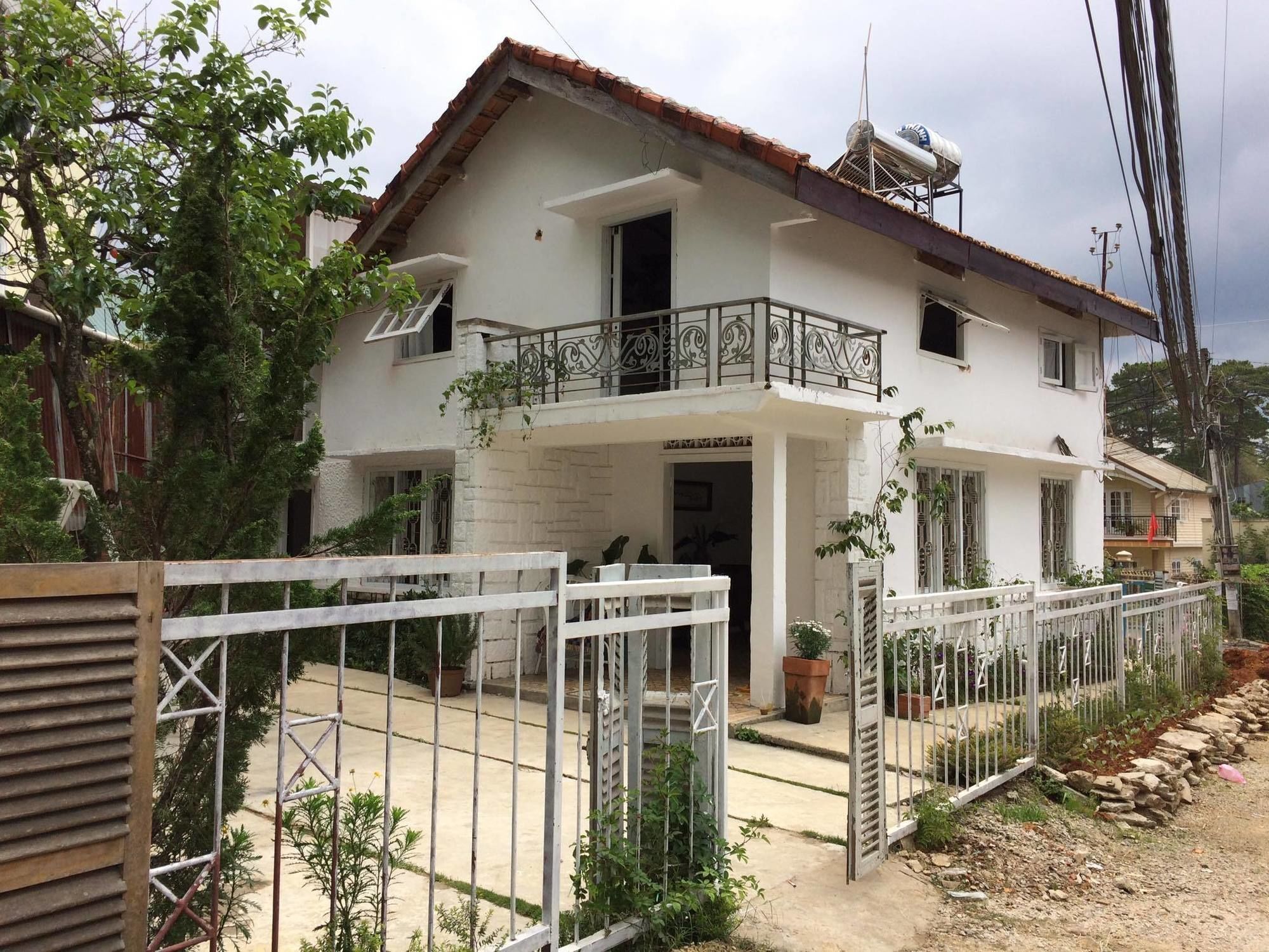 Di House Hotell Dalat Eksteriør bilde